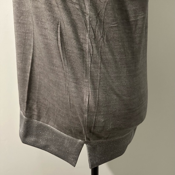 Dantelle  T-Shirt - Picture 2 of 3